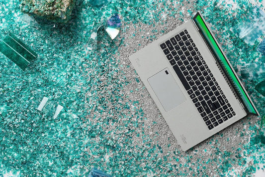 Earthion y la misión de un notebook ecológico por reducir basura