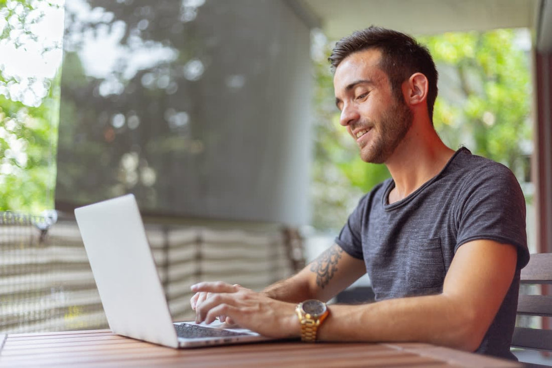 Computador portátil: cómo transportarlo y mantenerlo en casa